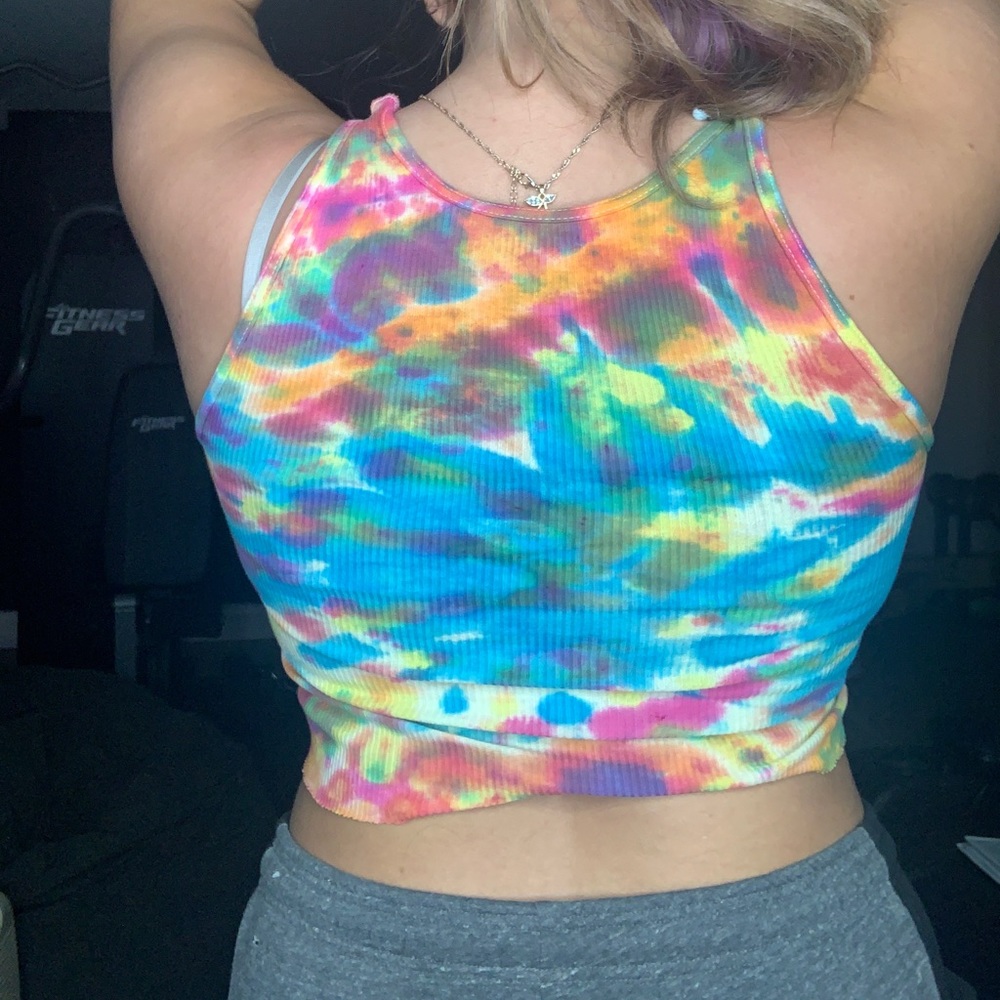 MULTI COLORED TIE DYE CROP TOP - Picture 6 of 7